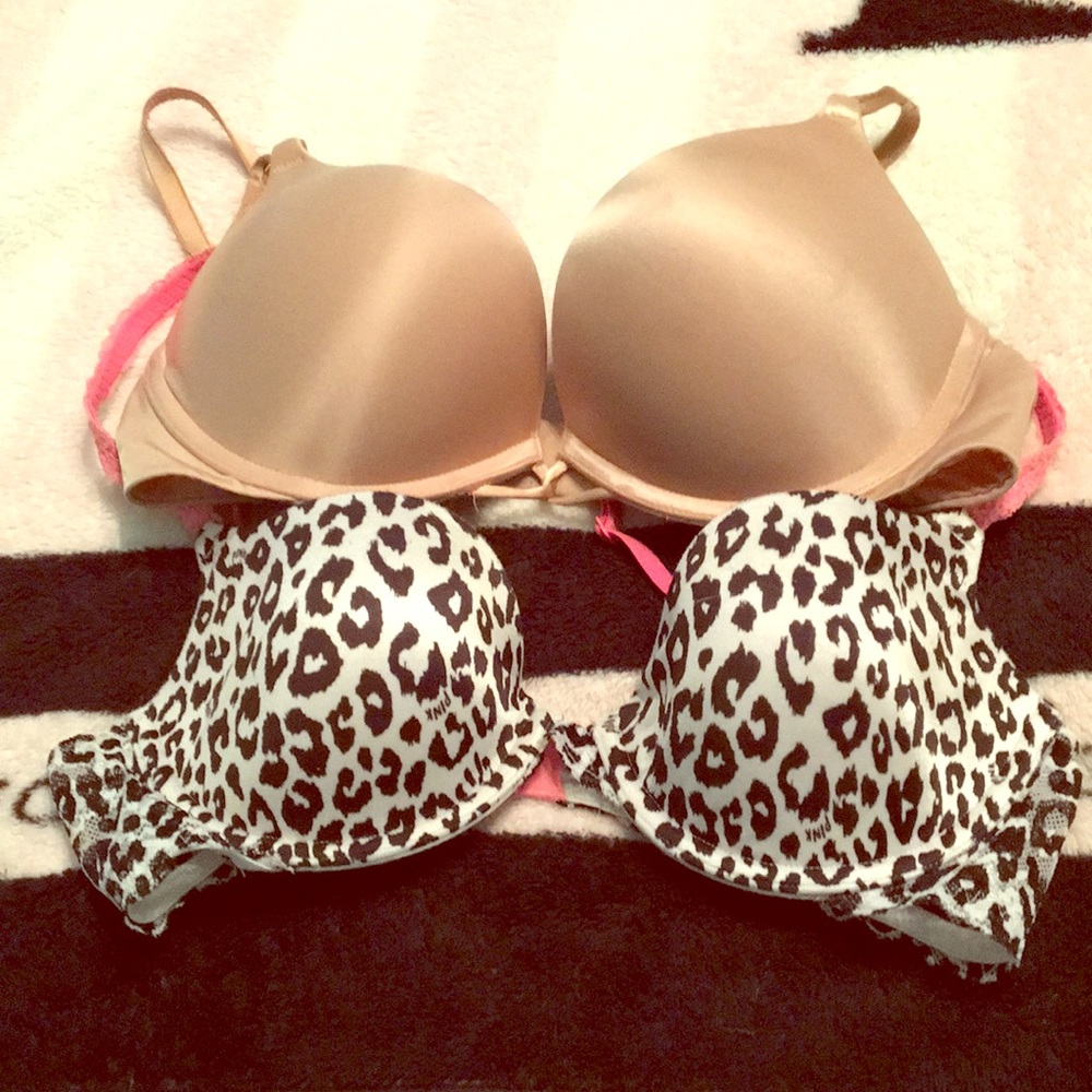 34 B one push up &regular Victoria secret bras.